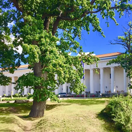 Fiete 2 - Gemuetliches Familienferienhaus Auf Ruegen * Sagard